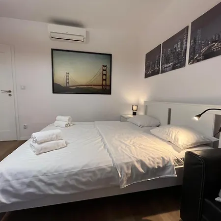 Targowa Charming Appartement