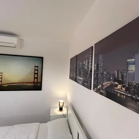 Targowa Charming Appartement Varsovie